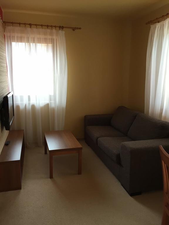 Apartman Fiona Velka Lomnica Εξωτερικό φωτογραφία